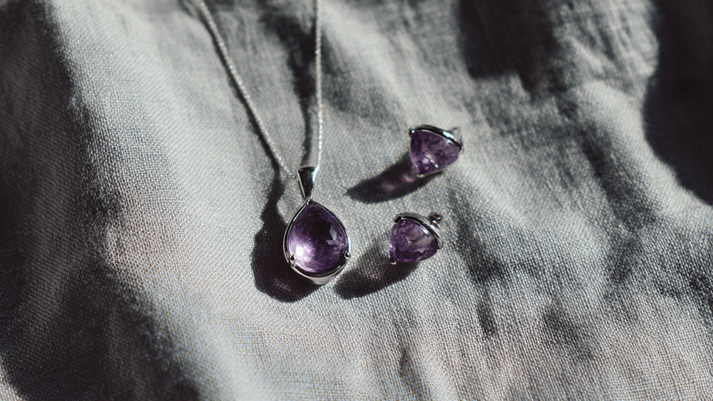 Calm Clarity: The Complete Amethyst Jewelry Guide For Stress Relief, Focus And Restorative Routine